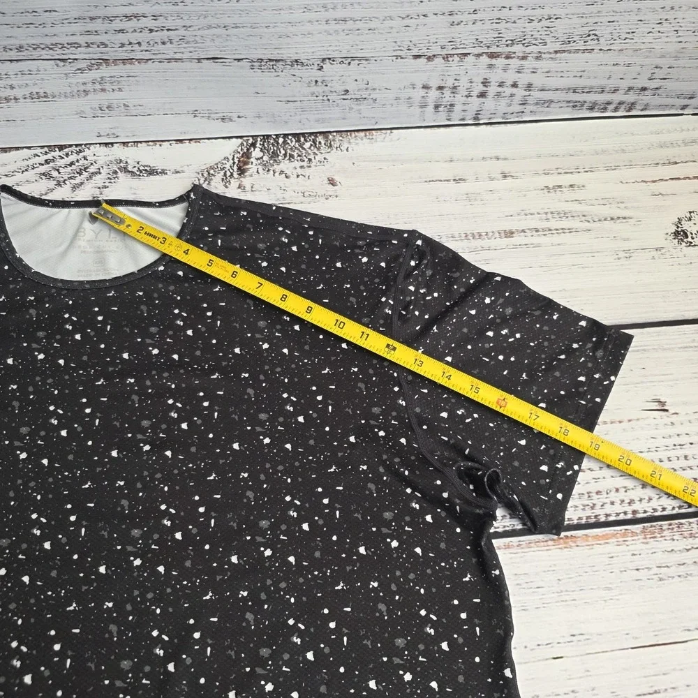 BYLT Shirt Mens XXL Black Whire Dots Drop Cut Performance Tee Athletic Modern - Picture 10 of 10